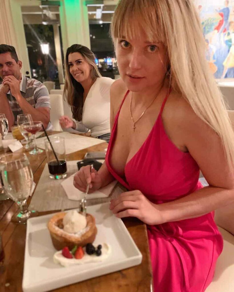 a mistress at a restaurant